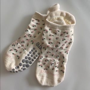 Pure Barre Grippy Socks NWOT